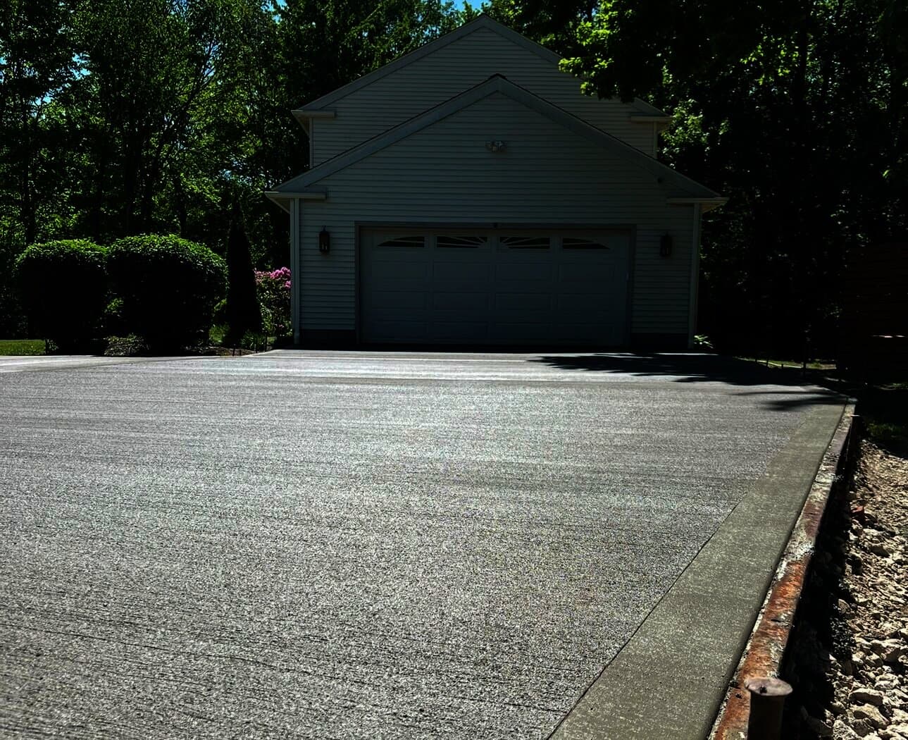 concrete driveway installation
